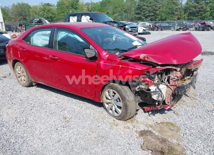 2015 Toyota Corolla LE (VIN 2T1BURHE6FC384477) main photo