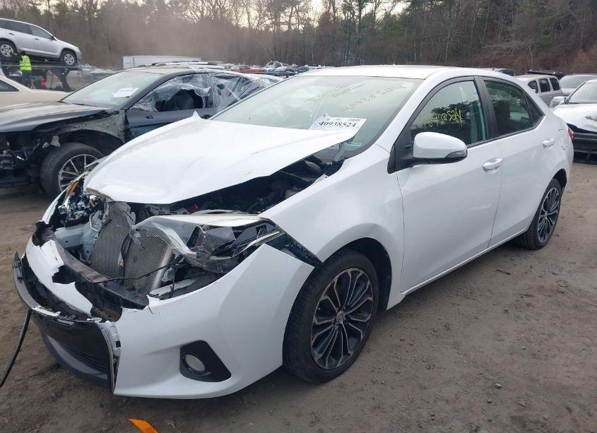 Photo 2 of 2015 Toyota Corolla S PLUS (VIN 2T1BURHE6FC394782)
