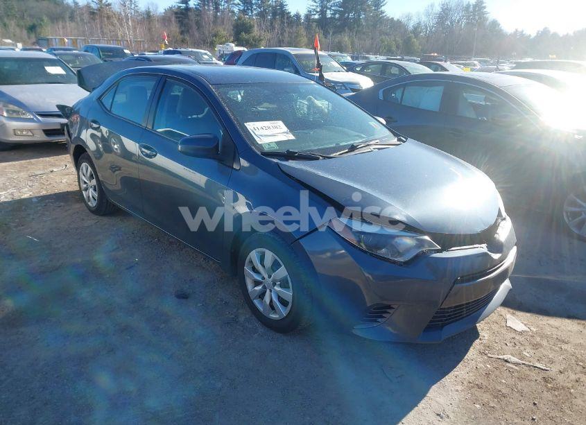 2015 Toyota Corolla LE (VIN 2T1BURHE6FC422130) main photo