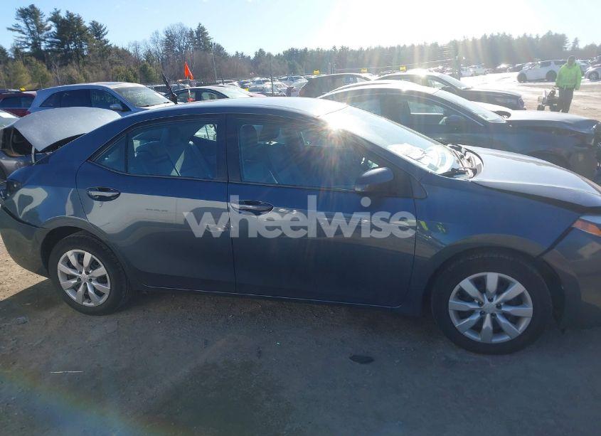 Photo 13 of 2015 Toyota Corolla LE (VIN 2T1BURHE6FC422130)