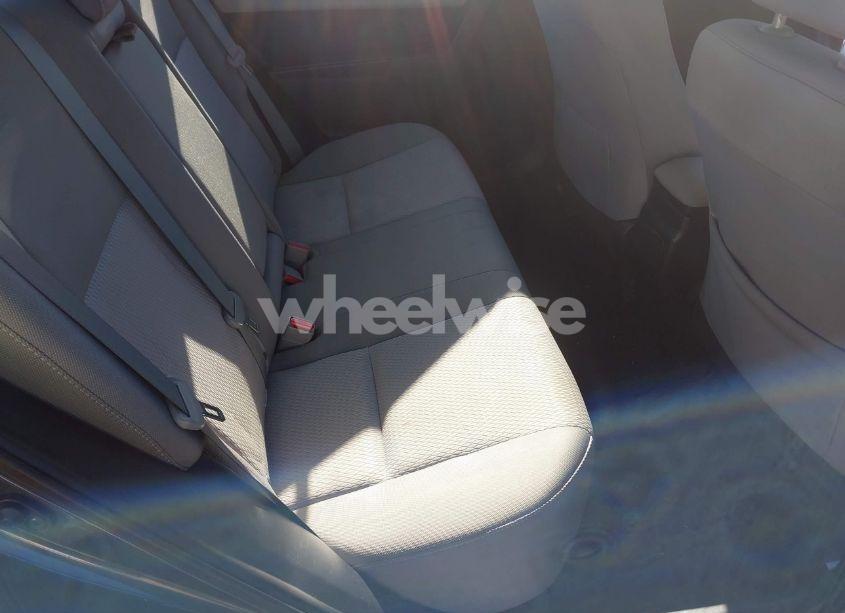 Photo 8 of 2015 Toyota Corolla LE (VIN 2T1BURHE6FC422130)