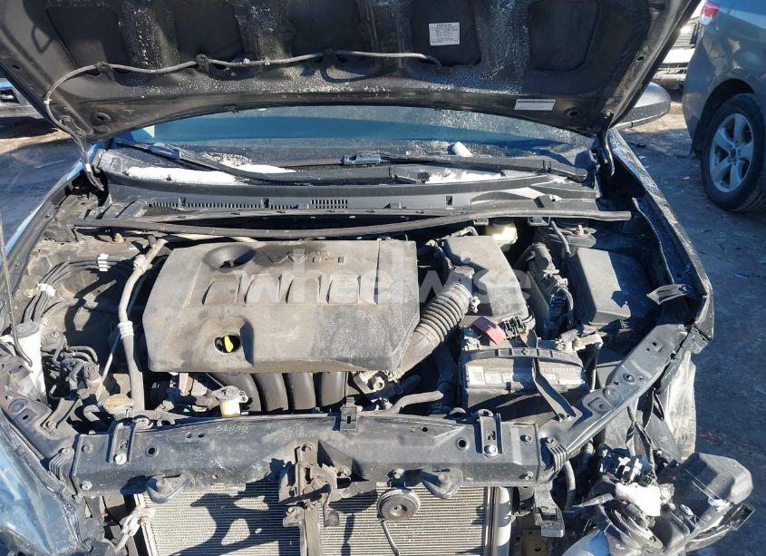 Photo 10 of 2015 Toyota Corolla LE (VIN 2T1BURHE6FC430888)