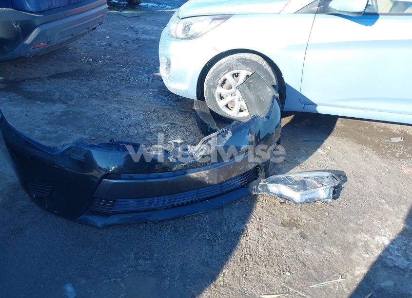 Photo 12 of 2015 Toyota Corolla LE (VIN 2T1BURHE6FC430888)