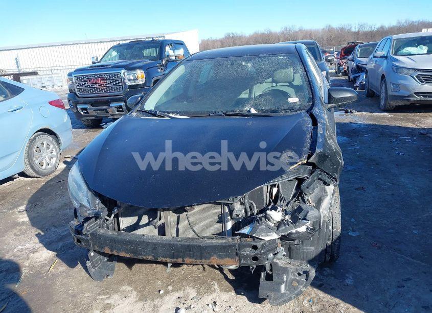 Photo 13 of 2015 Toyota Corolla LE (VIN 2T1BURHE6FC430888)