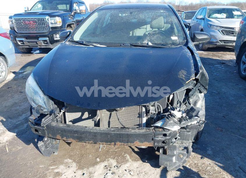 Photo 6 of 2015 Toyota Corolla LE (VIN 2T1BURHE6FC430888)