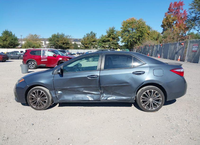 Photo 15 of 2015 Toyota Corolla S PLUS (VIN 2T1BURHE6FC456732)