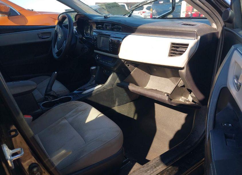 Photo 5 of 2015 Toyota Corolla LE (VIN 2T1BURHE6FC457864)