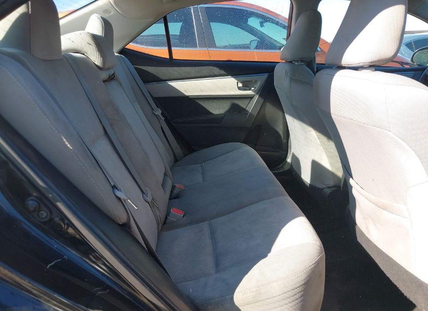 Photo 8 of 2015 Toyota Corolla LE (VIN 2T1BURHE6FC457864)