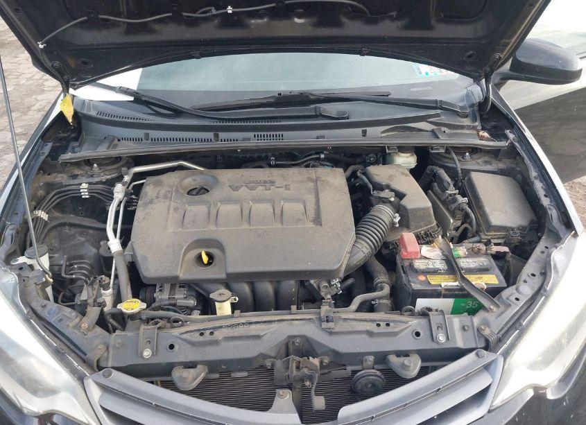 Photo 10 of 2015 Toyota Corolla LE (VIN 2T1BURHE6FC471442)