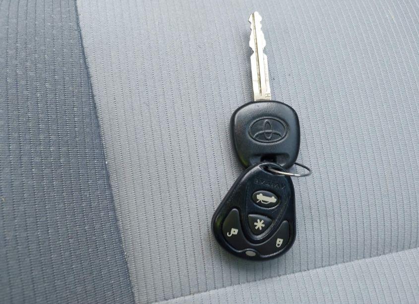 Photo 11 of 2016 Toyota Corolla L (VIN 2T1BURHE6GC487707)