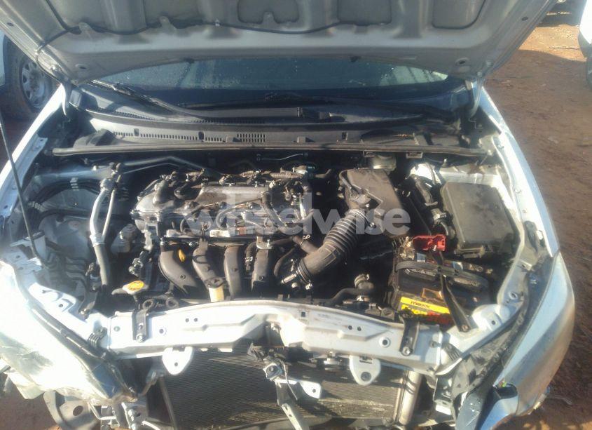 Photo 10 of 2016 Toyota Corolla LE (VIN 2T1BURHE6GC503825)