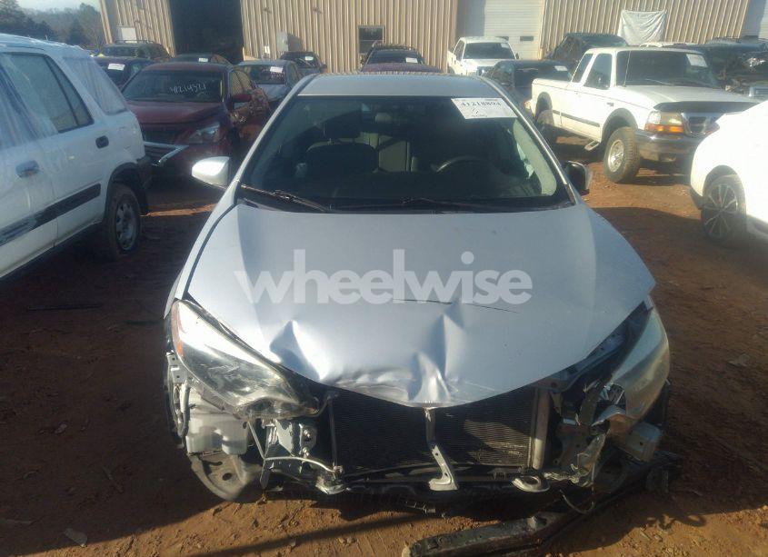 Photo 6 of 2016 Toyota Corolla LE (VIN 2T1BURHE6GC503825)