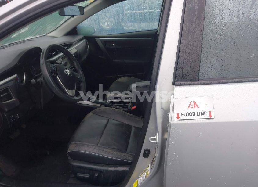 Photo 6 of 2016 Toyota Corolla S PREMIUM (VIN 2T1BURHE6GC524089)