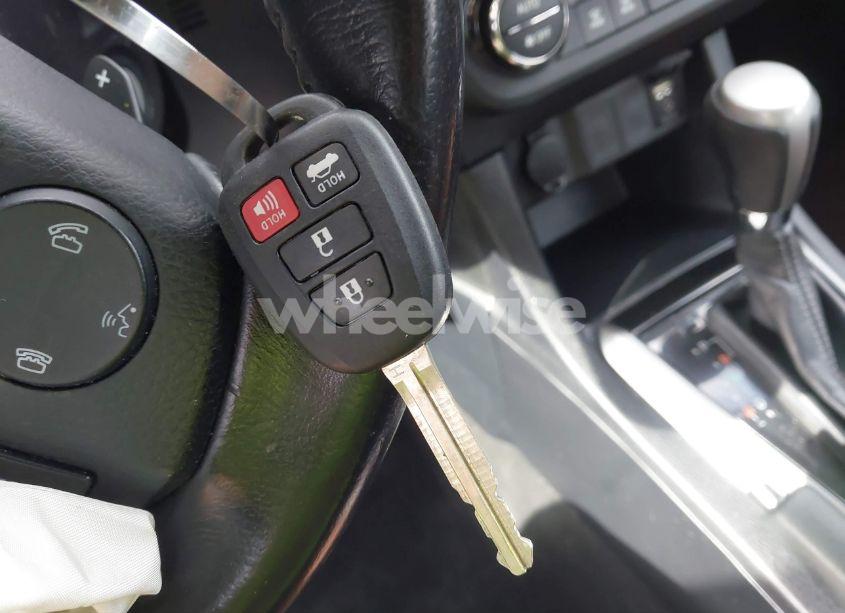 Photo 11 of 2016 Toyota Corolla S PLUS (VIN 2T1BURHE6GC577777)