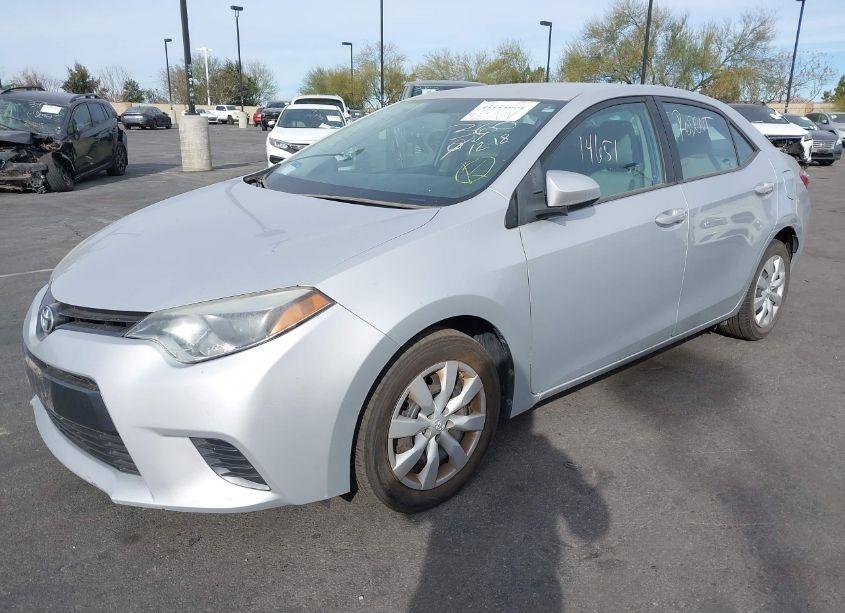 Photo 2 of 2016 Toyota Corolla LE (VIN 2T1BURHE6GC585099)