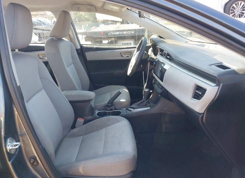 Photo 5 of 2016 Toyota Corolla LE (VIN 2T1BURHE6GC596930)