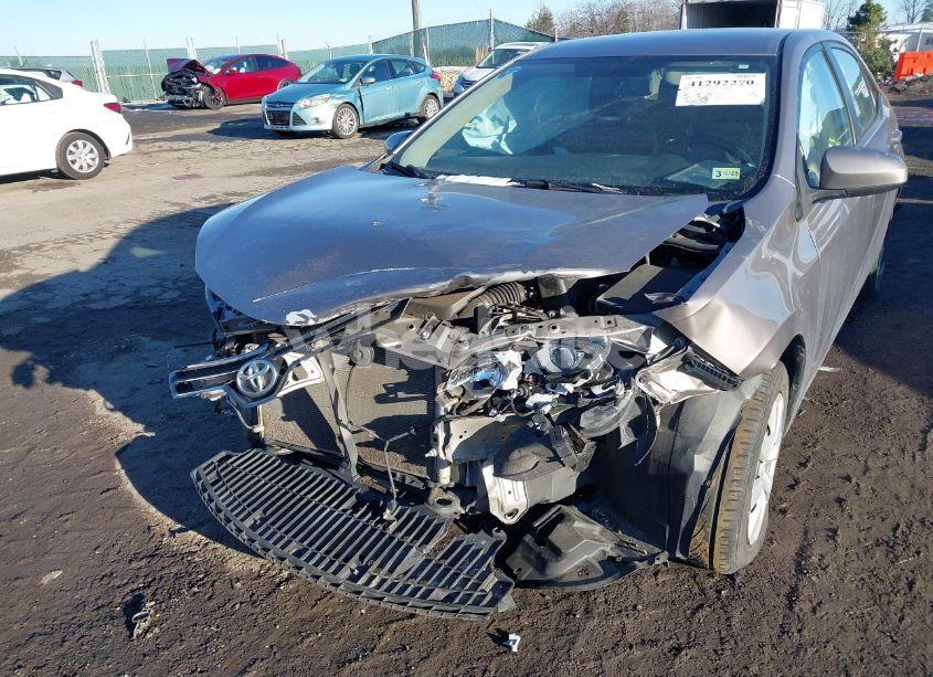 Photo 6 of 2016 Toyota Corolla LE (VIN 2T1BURHE6GC638853)