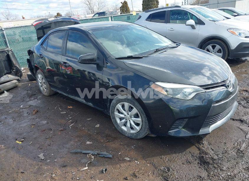 2016 Toyota Corolla LE (VIN 2T1BURHE6GC639551) main photo