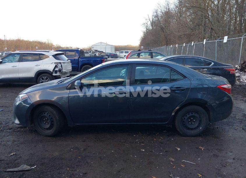 Photo 14 of 2016 Toyota Corolla LE (VIN 2T1BURHE6GC647732)