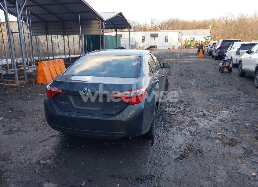 Photo 4 of 2016 Toyota Corolla LE (VIN 2T1BURHE6GC647732)