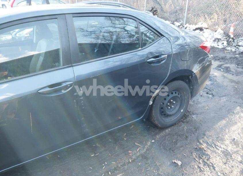 Photo 6 of 2016 Toyota Corolla LE (VIN 2T1BURHE6GC647732)