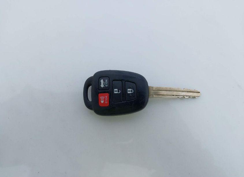 Photo 11 of 2016 Toyota Corolla LE (VIN 2T1BURHE6GC656916)