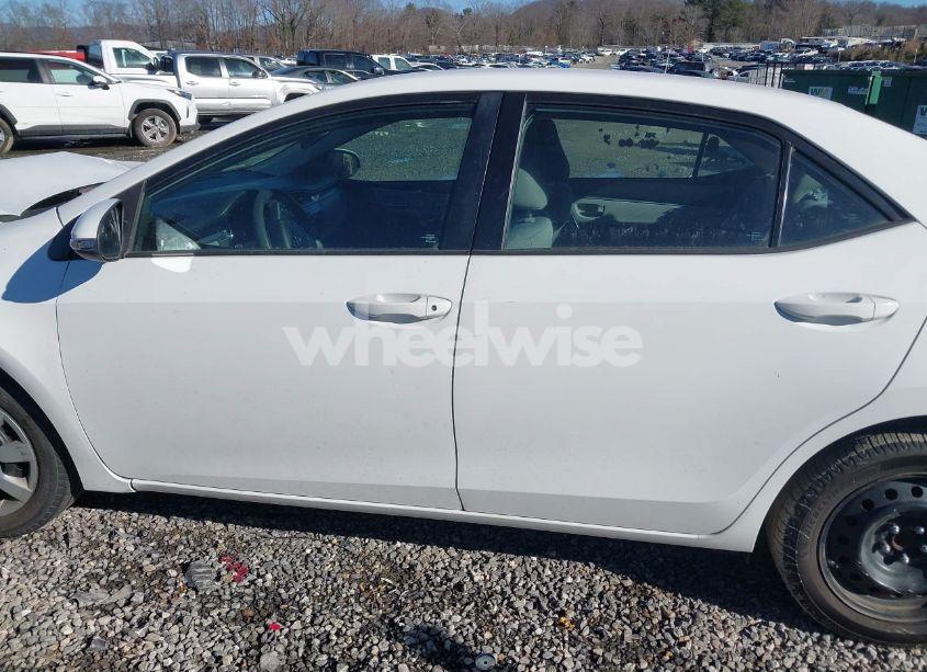 Photo 15 of 2016 Toyota Corolla (VIN 2T1BURHE6GC697286)