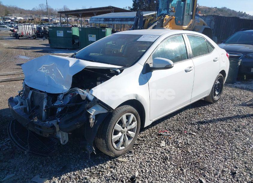 Photo 2 of 2016 Toyota Corolla (VIN 2T1BURHE6GC697286)