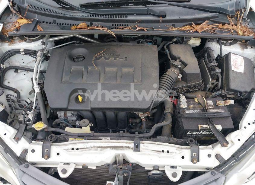 Photo 10 of 2016 Toyota Corolla LE (VIN 2T1BURHE6GC709758)