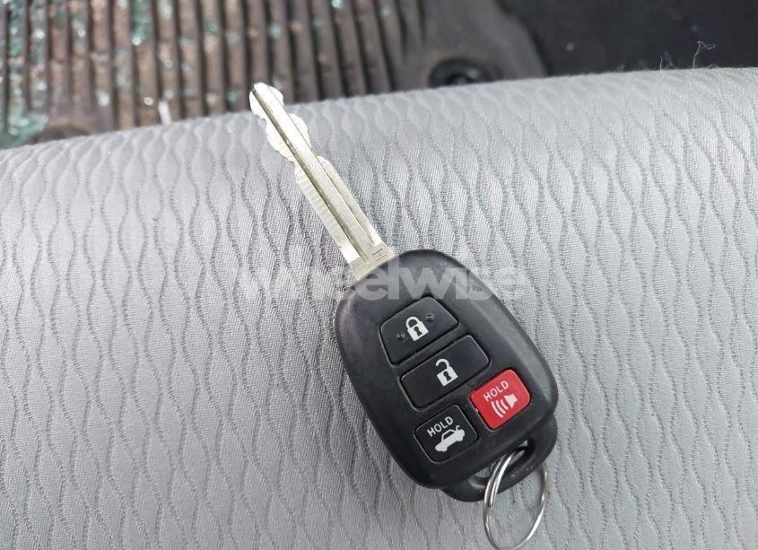 Photo 11 of 2016 Toyota Corolla LE PLUS (VIN 2T1BURHE6GC710926)