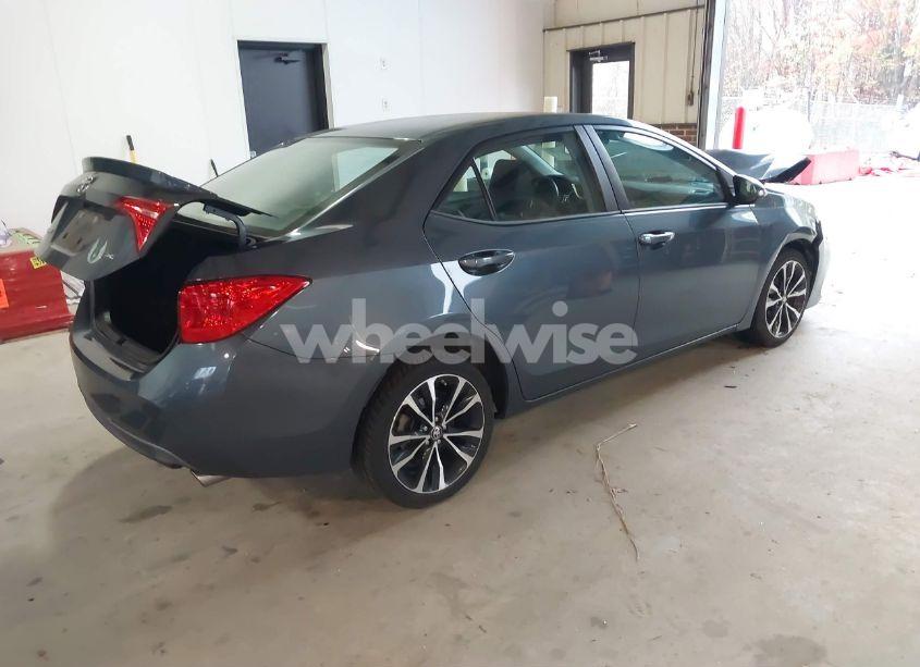 Photo 4 of 2017 Toyota Corolla SE (VIN 2T1BURHE6HC759433)