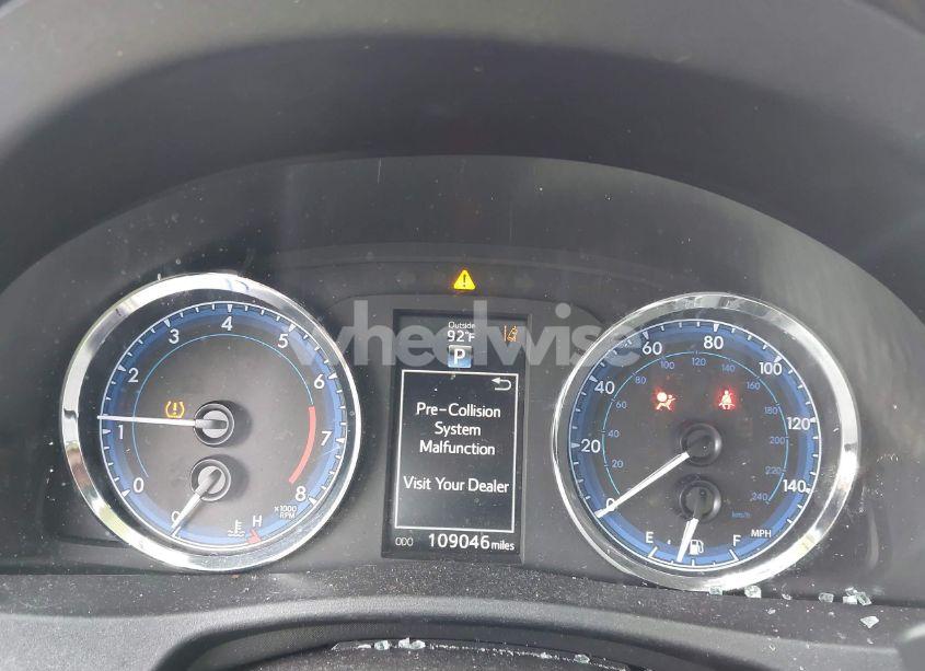 Photo 7 of 2017 Toyota Corolla SE (VIN 2T1BURHE6HC763157)