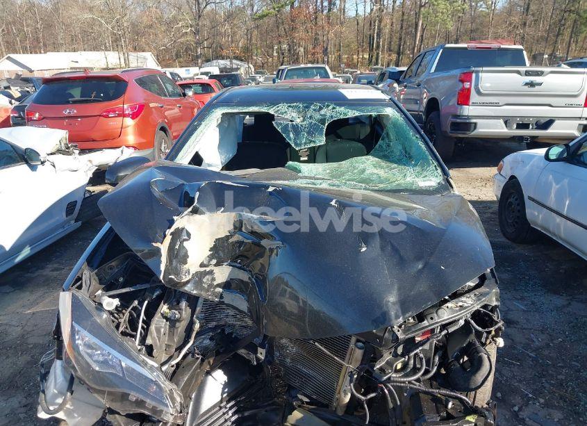 Photo 6 of 2017 Toyota Corolla LE (VIN 2T1BURHE6HC786874)