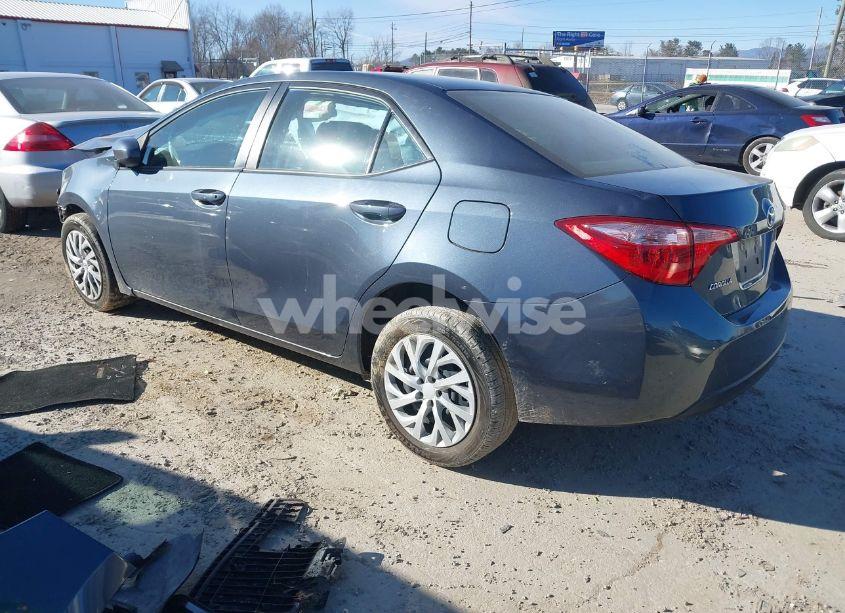 Photo 3 of 2017 Toyota Corolla LE (VIN 2T1BURHE6HC824314)