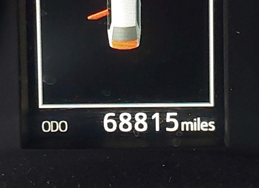 Photo 15 of 2017 Toyota Corolla SE (VIN 2T1BURHE6HC825818)