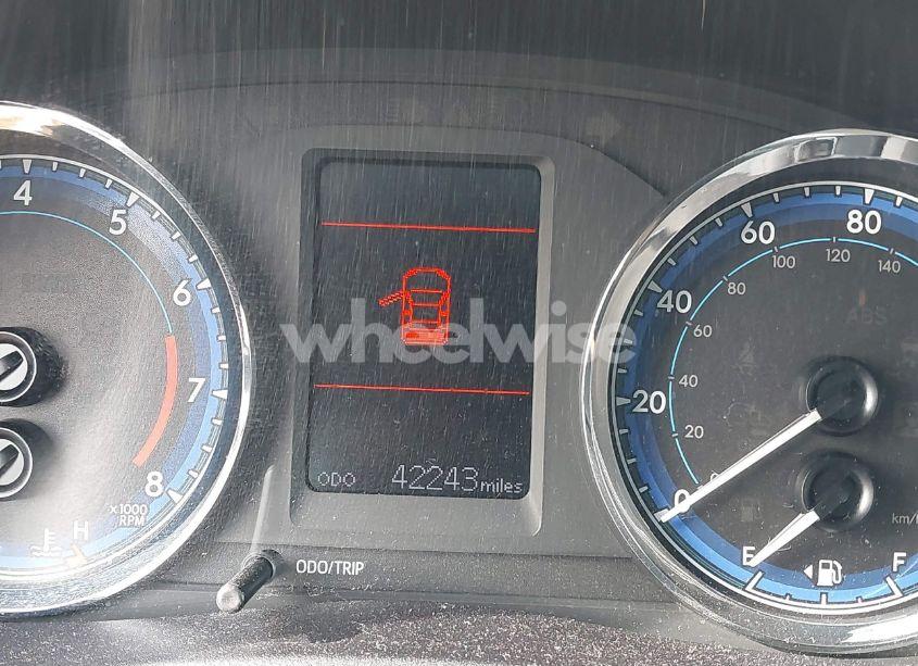 Photo 15 of 2017 Toyota Corolla LE (VIN 2T1BURHE6HC844465)