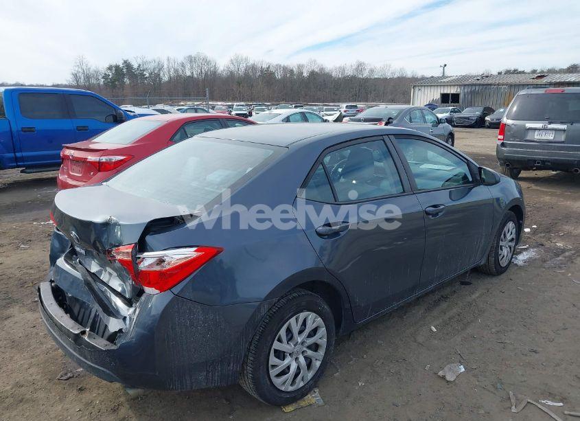 Photo 4 of 2017 Toyota Corolla LE (VIN 2T1BURHE6HC844465)