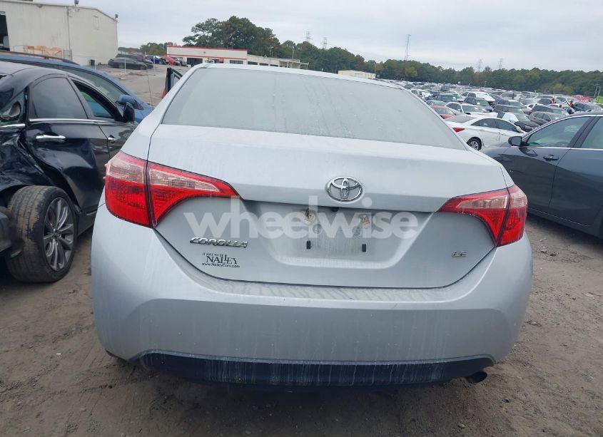 Photo 16 of 2017 Toyota Corolla LE (VIN 2T1BURHE6HC844501)