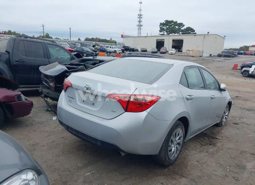Photo 4 of 2017 Toyota Corolla LE (VIN 2T1BURHE6HC844501)