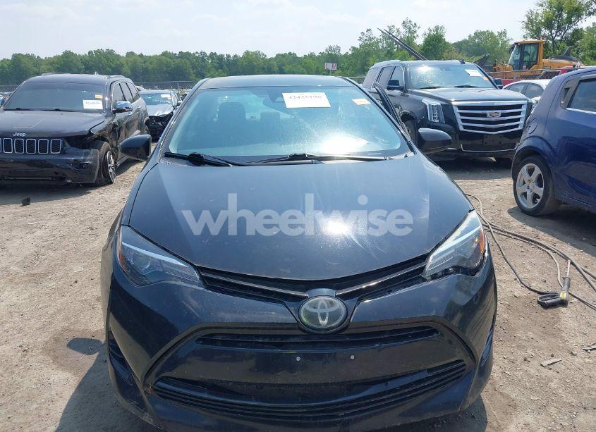 Photo 12 of 2017 Toyota Corolla LE (VIN 2T1BURHE6HC861833)