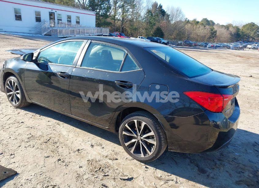 Photo 3 of 2017 Toyota Corolla SE (VIN 2T1BURHE6HC879099)