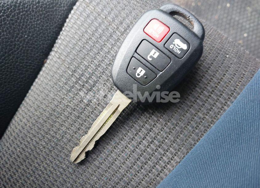 Photo 11 of 2017 Toyota Corolla SE (VIN 2T1BURHE6HC892256)