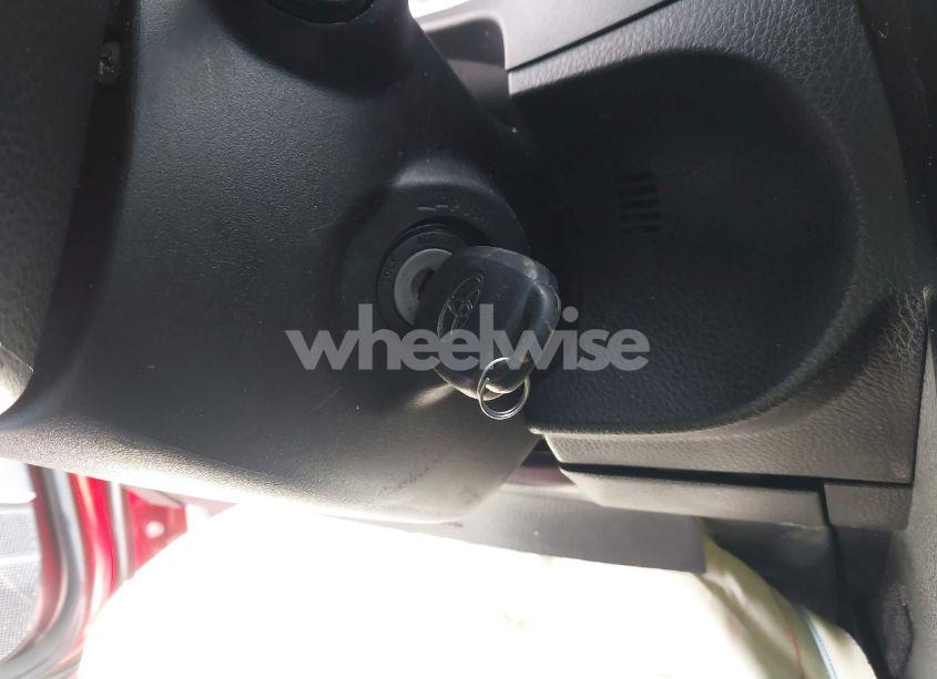 Photo 11 of 2017 Toyota Corolla SE (VIN 2T1BURHE6HC901392)