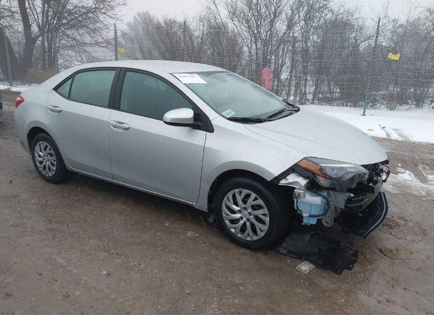 2017 Toyota Corolla LE (VIN 2T1BURHE6HC911596) main photo