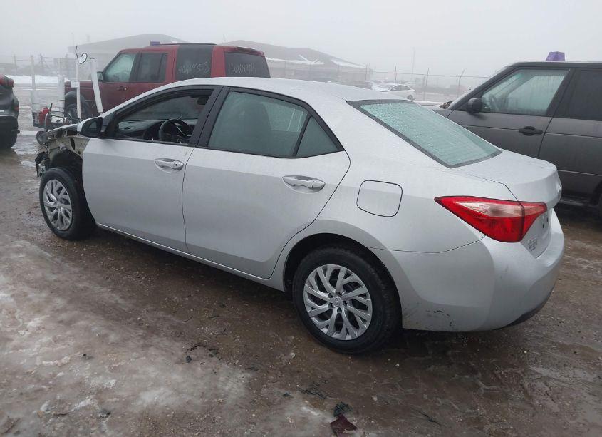 Photo 3 of 2017 Toyota Corolla LE (VIN 2T1BURHE6HC911596)