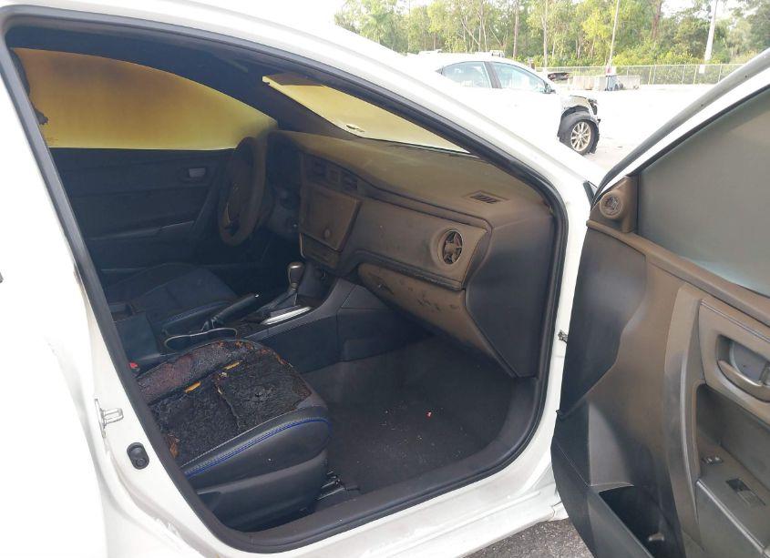 Photo 5 of 2017 Toyota Corolla SE (VIN 2T1BURHE6HC915342)