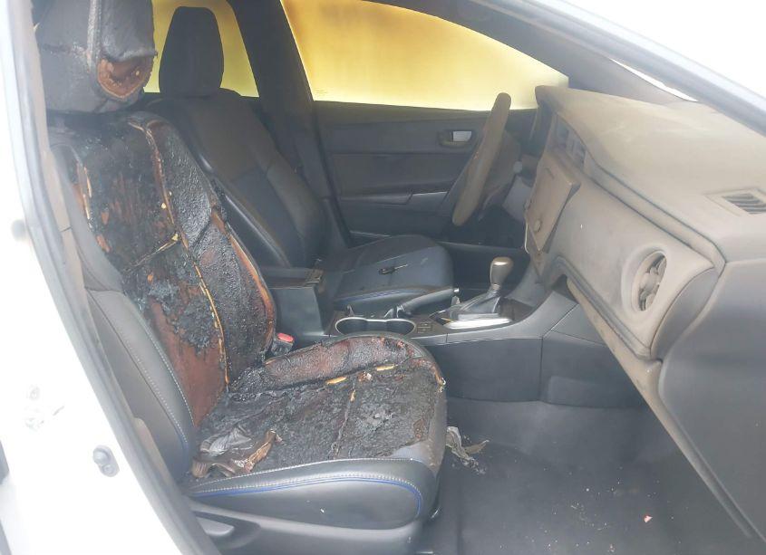 Photo 6 of 2017 Toyota Corolla SE (VIN 2T1BURHE6HC915342)