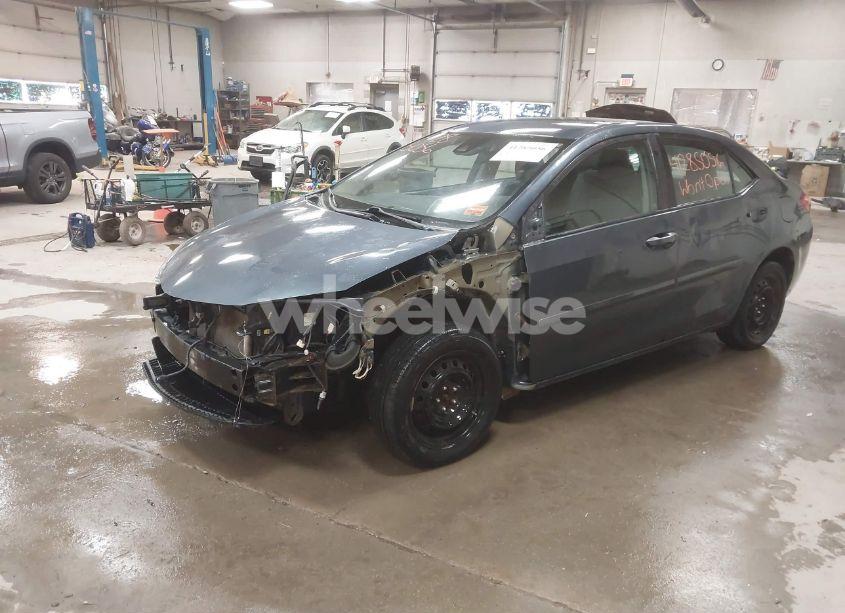 Photo 2 of 2017 Toyota Corolla LE (VIN 2T1BURHE6HC915681)