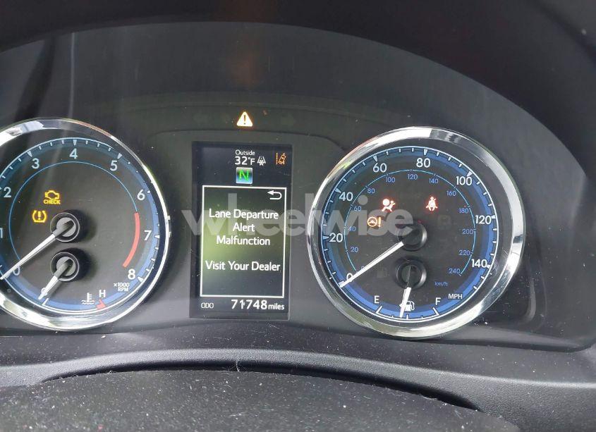 Photo 7 of 2017 Toyota Corolla SE (VIN 2T1BURHE6HC918628)