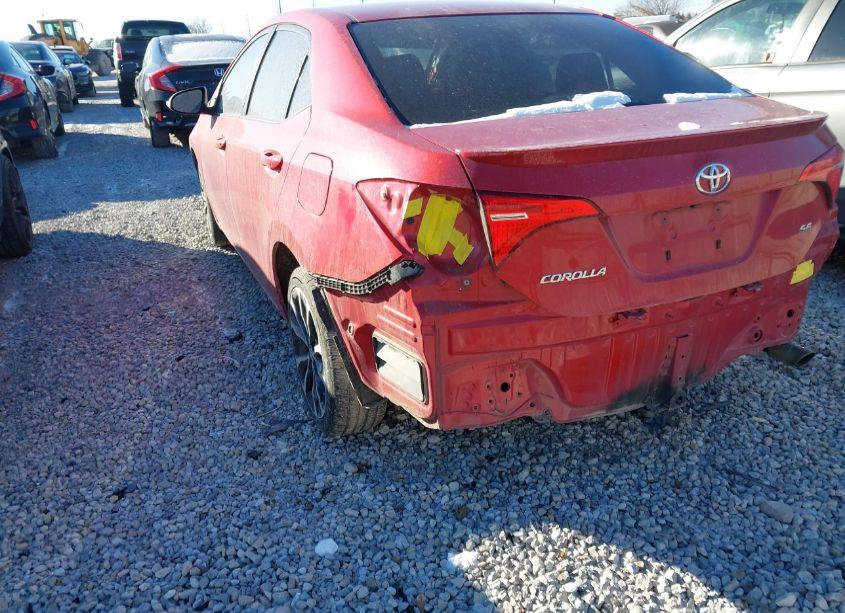 Photo 3 of 2017 Toyota Corolla SE (VIN 2T1BURHE6HC923800)